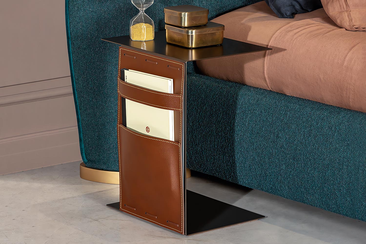 opus-end-table-01.jpg