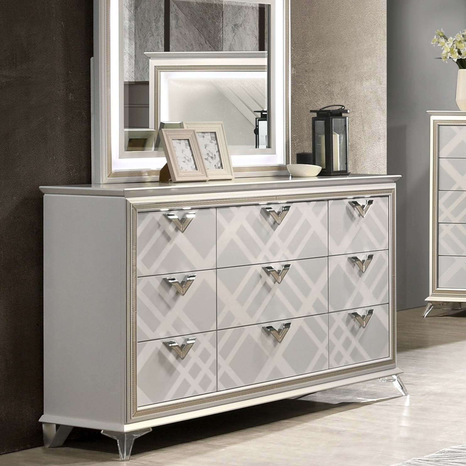 dresser.jpg