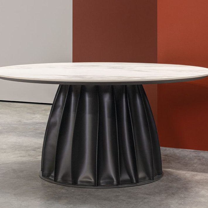 Tavolo-marylin-airnova-arredamento-design-leather-furnishing-05-r0ahsr6blp3g5frcakh4qasjx4pqprrgfds33u0ybq.jpg