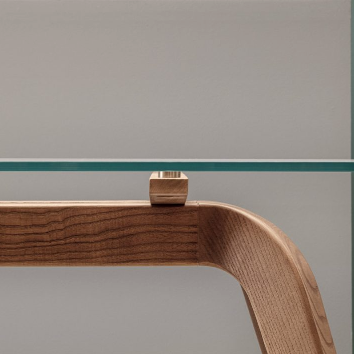 Tavolo-wood-airnova-arredamento-design-leather-furnishing-01-r0aiodgvi2dop7twnqic3tjraqv8n8aefvt39x570m.jpg