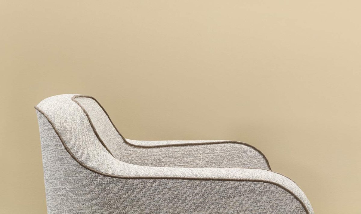 Poltrona-rever-airnova-arredamento-design-leather-furnishing-01-r0a1hxjmw7s1xe5hxet0kvrsy73a8f462vma5y44w6.jpg