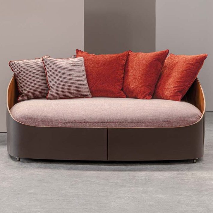 Lounge-sellariusL-airnova-arredamento-design-leather-furnishing-01-r0a265tv2gy57iygfvusurnk7rnwnjb2qt0viq6shy.jpg