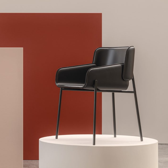 Sedia-amur-airnova-arredamento-design-leather-furnishing-04-qzxupilldvoee7brwbnsu1wkfhlzpqfxlvrmgnm7ra.jpg