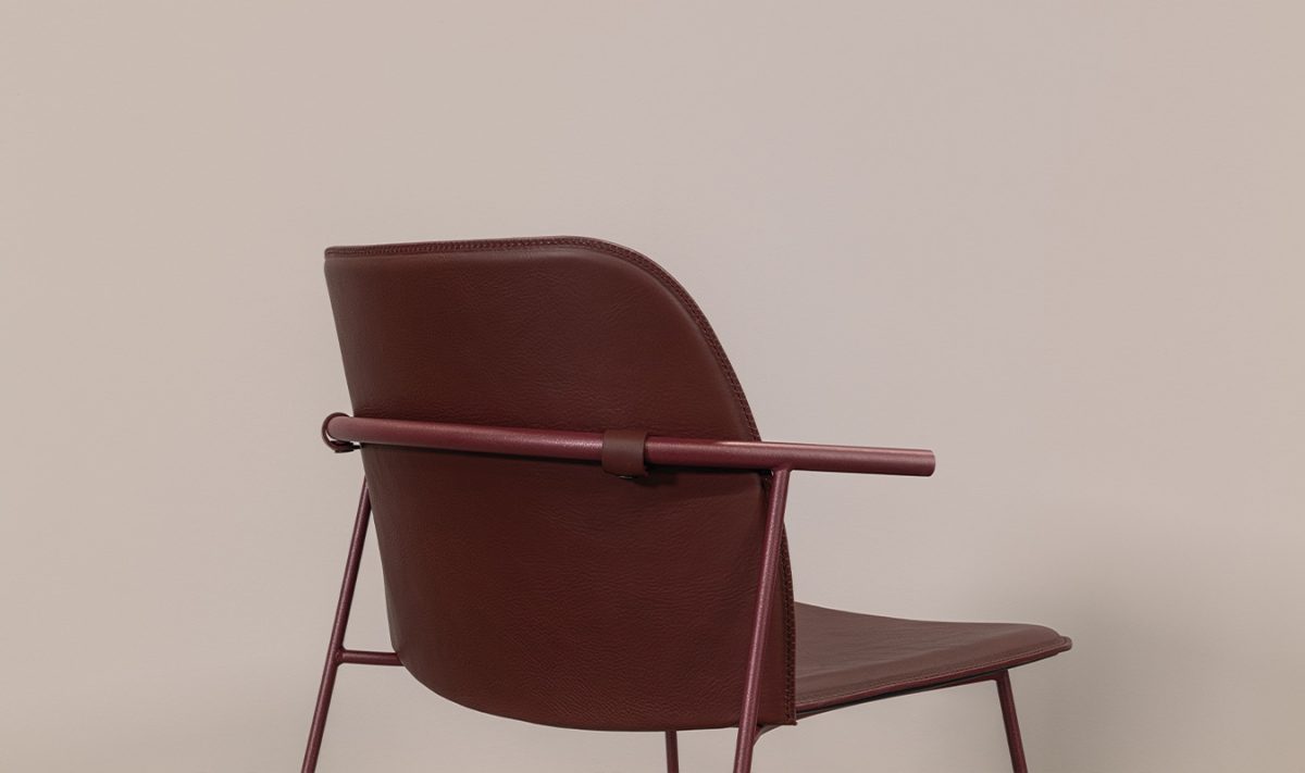 Poltroncina-ponte-airnova-arredamento-design-leather-furnishing-02-r0ceq0myijr9stl4glwc7ntnswvwq57ckhroa5177q.jpg