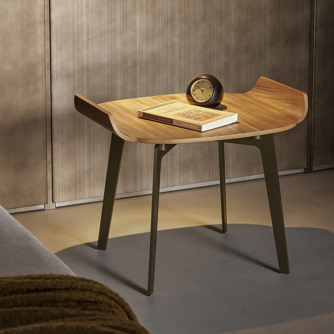 Olos Nightstand
