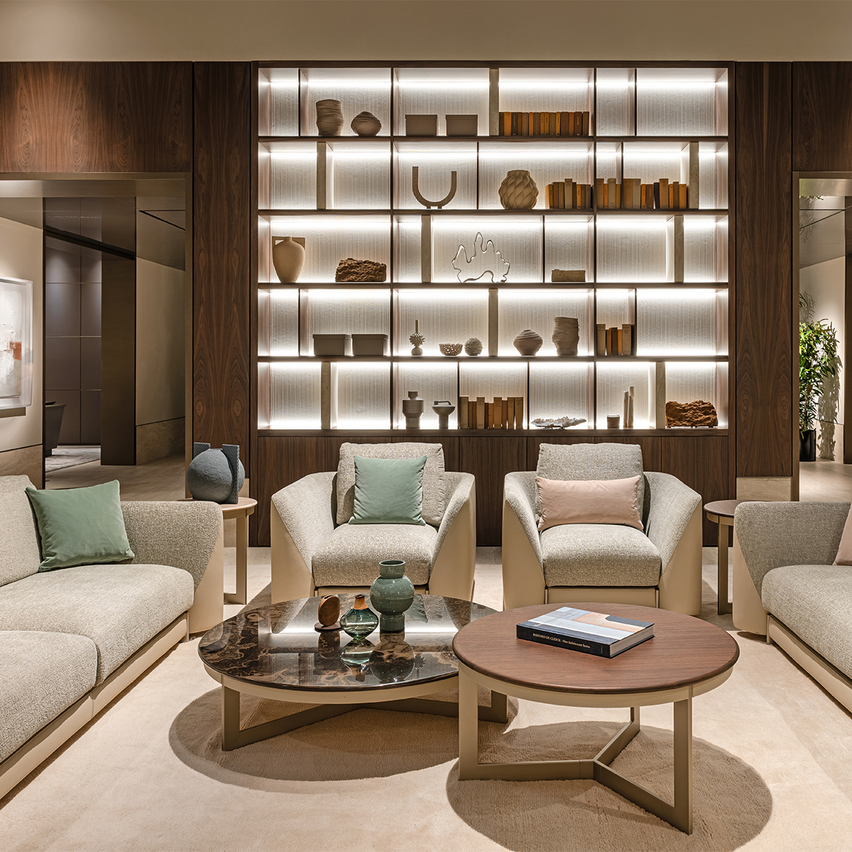 joel-armchair-turri-gallery-01.jpg
