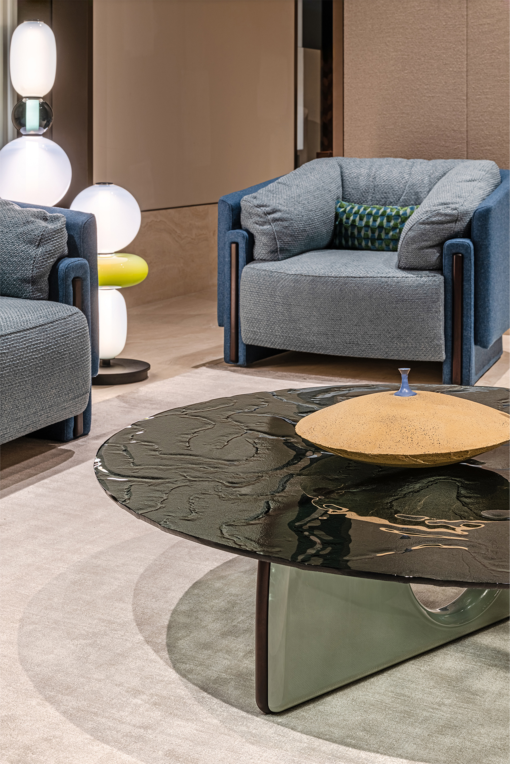 vesta-armchair-turri-gallery-03.jpg