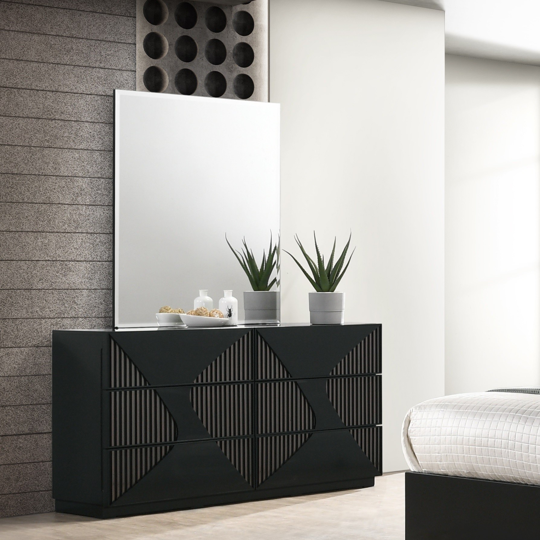 Rosette Bedroom.jpg
