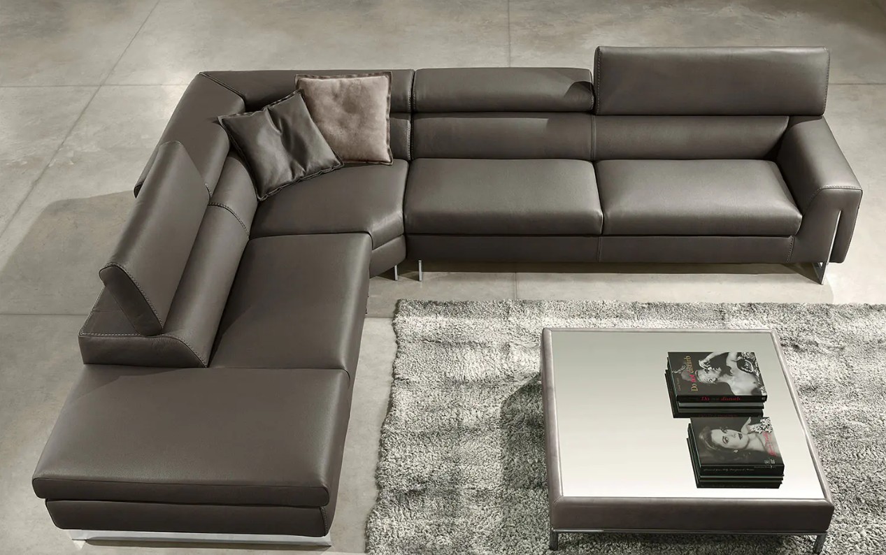 Gamma leather on sale chaise sofa