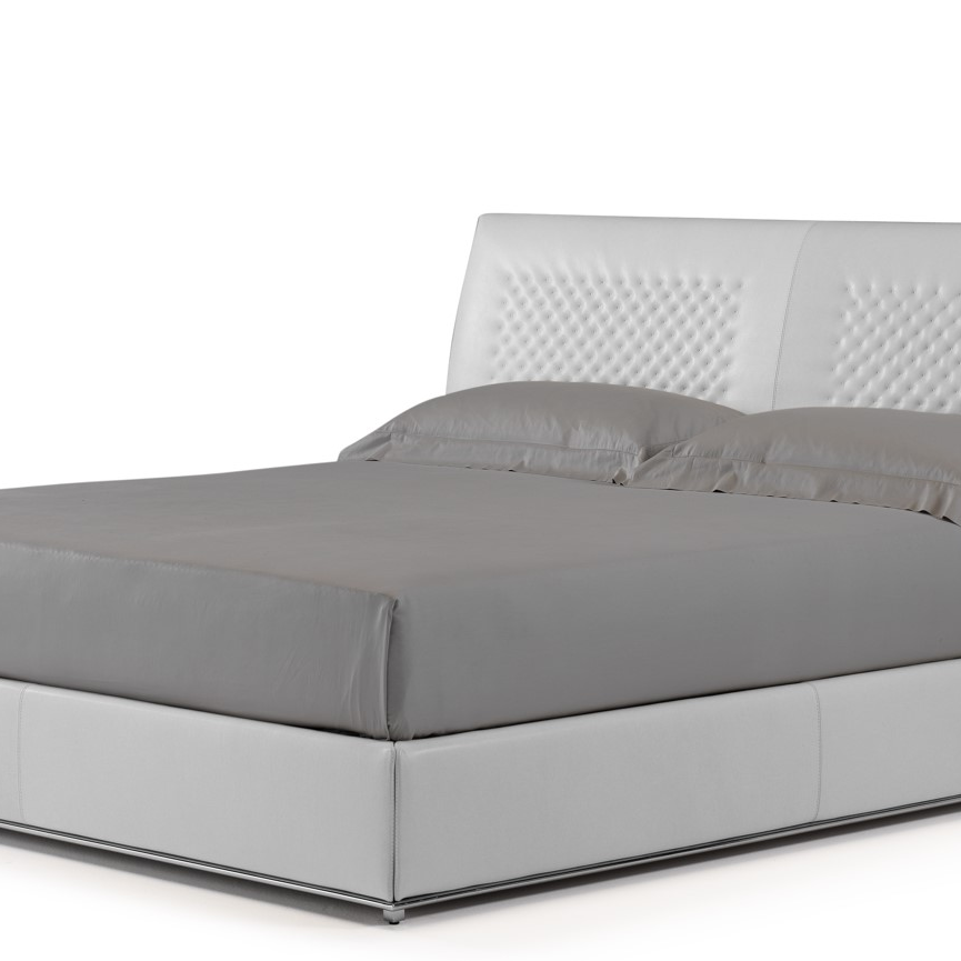 Chandelier Leather Bed1.jpg