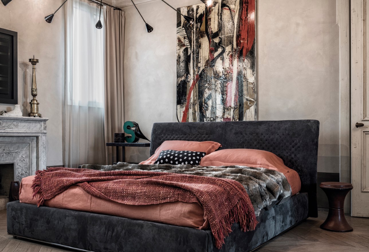 Chandelier Leather Bed2.jpg