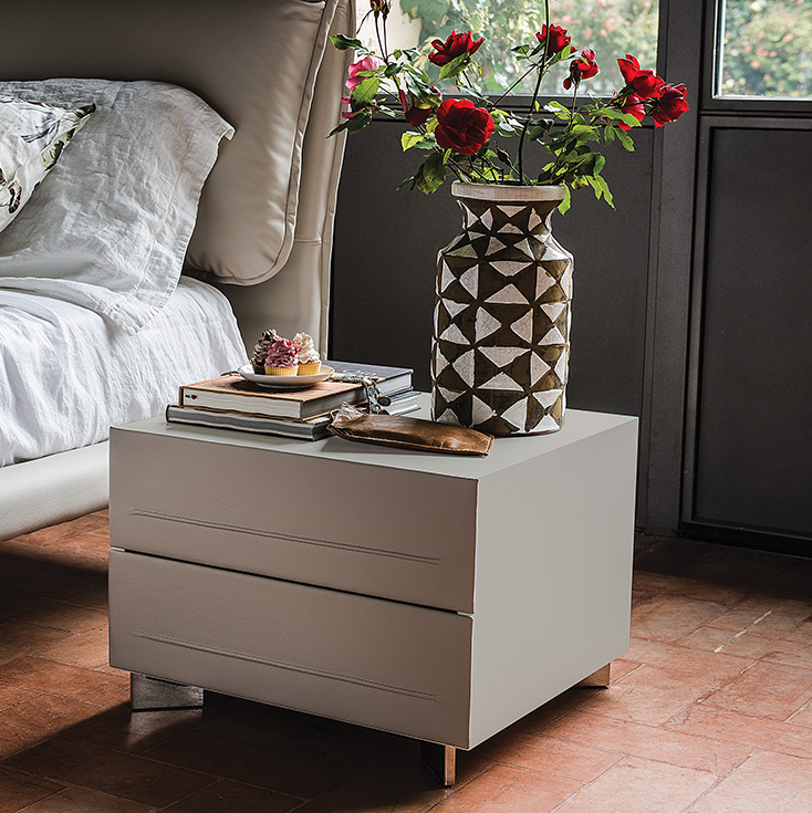 Dyno Nightstand