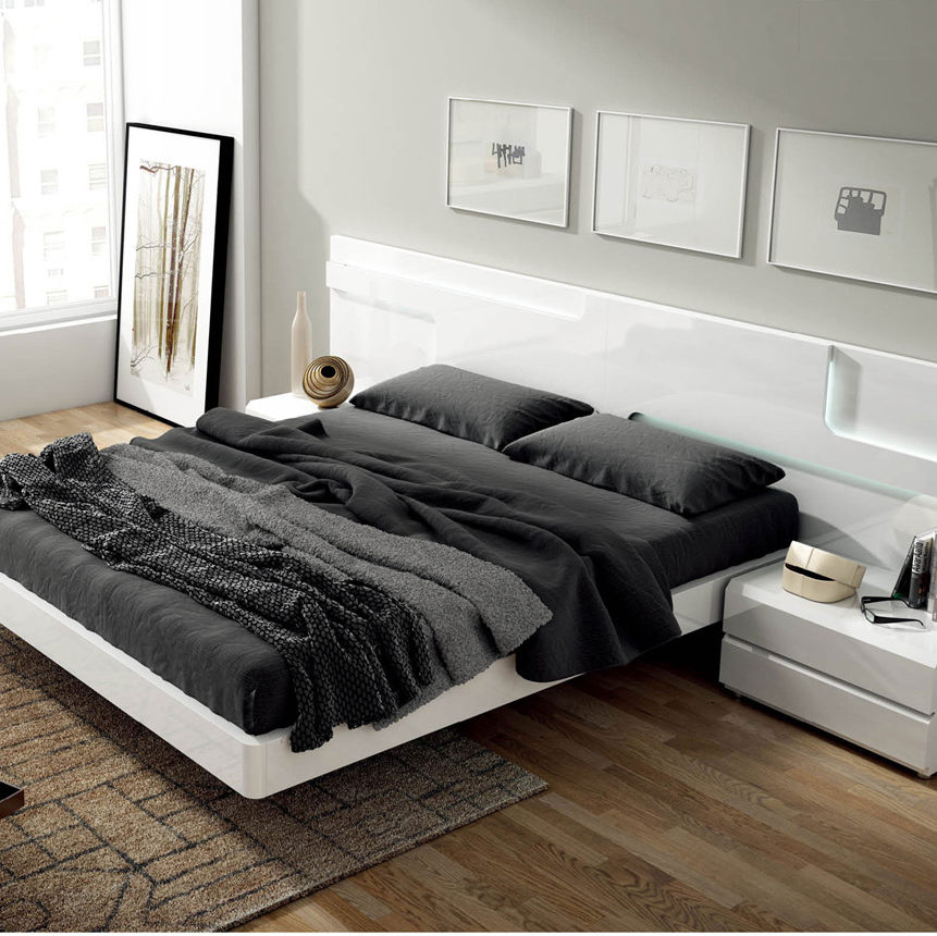 Sara Modern Bed