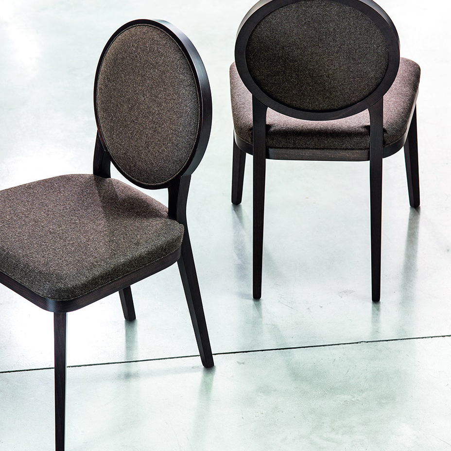 Plaza Chair