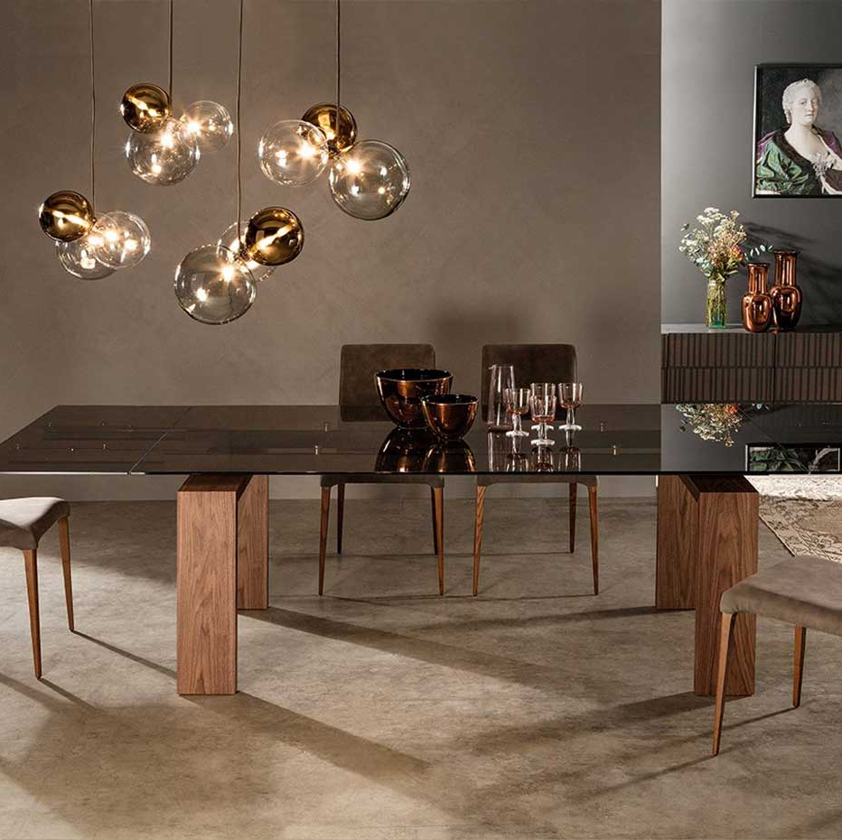 Brooklyn-Modern-Dining-Table-by-Tonin-Casa-glass.jpg