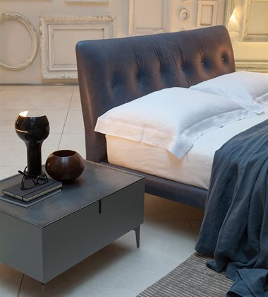 meridien_nightstand.jpg