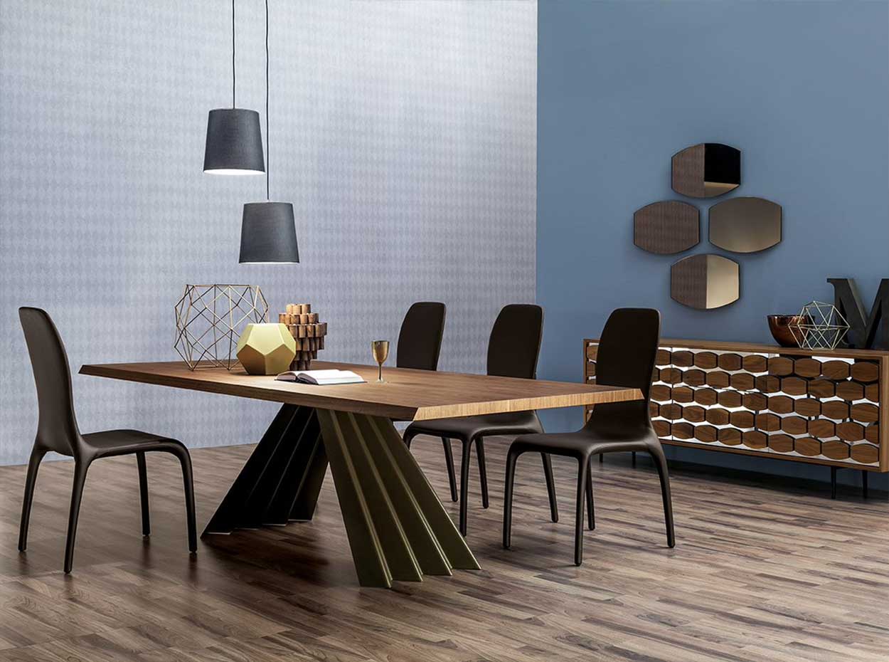 Ventaglio-Modern-Italian-Dining-Table-by-Tonin-Casa-wood.jpg