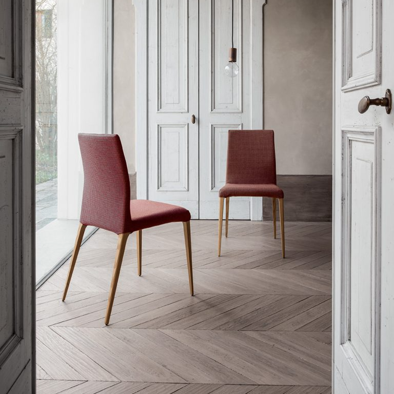 Aragona Dining Chair